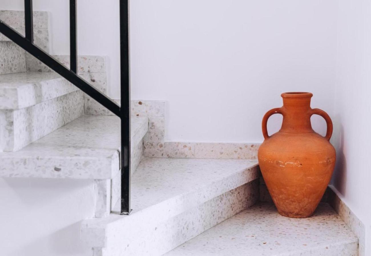 Appartamento H&O Royal Townhouse In Center Paphos Esterno foto